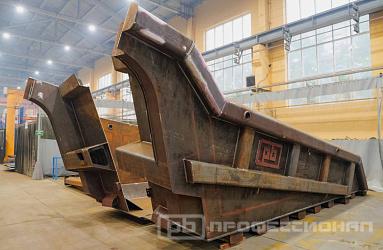 Новый цех и 250 дополнительных рабочих мест: Станислав Воскресенский оценил масштаб работы компании «Профессионал»